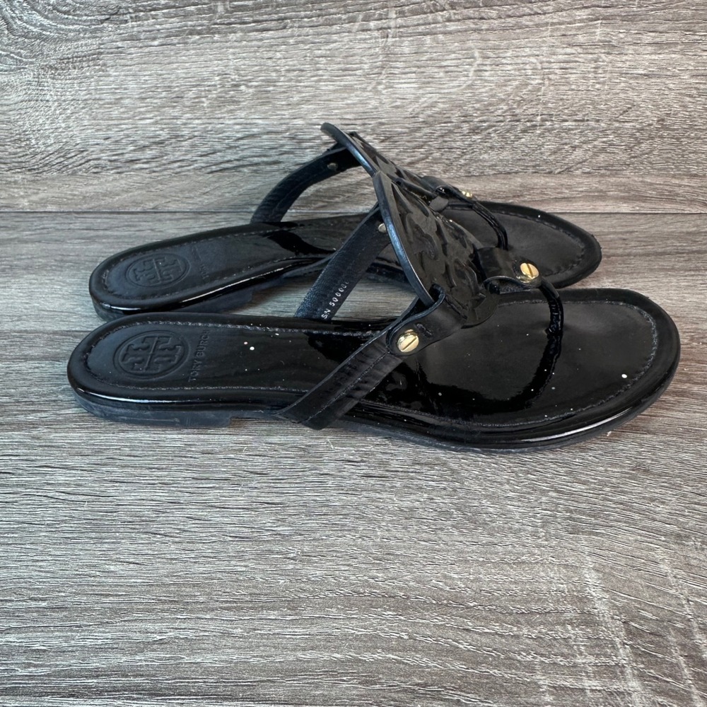 Tory Burch Miller Black Patent Leather Logo Thong Sandals Size 7 SN 500864 - Picture 4 of 9